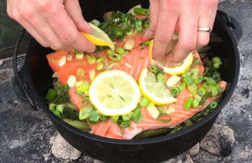 Dutch Oven Salmon [SMD077]